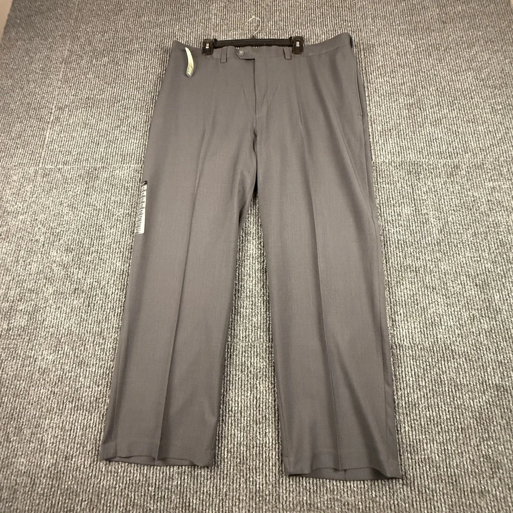 Haggar Mens 42x30 E-Clo Smart Fiber Dress Pants Medium Grey Repreve NWT